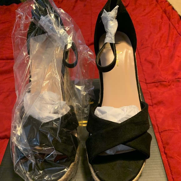 Black Espadrilles - Picture 2 of 2